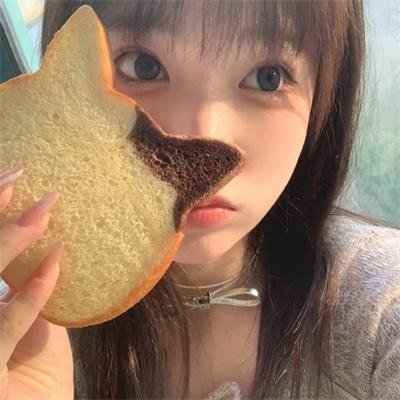 艾莉莎‧施莱辛格:战妆
